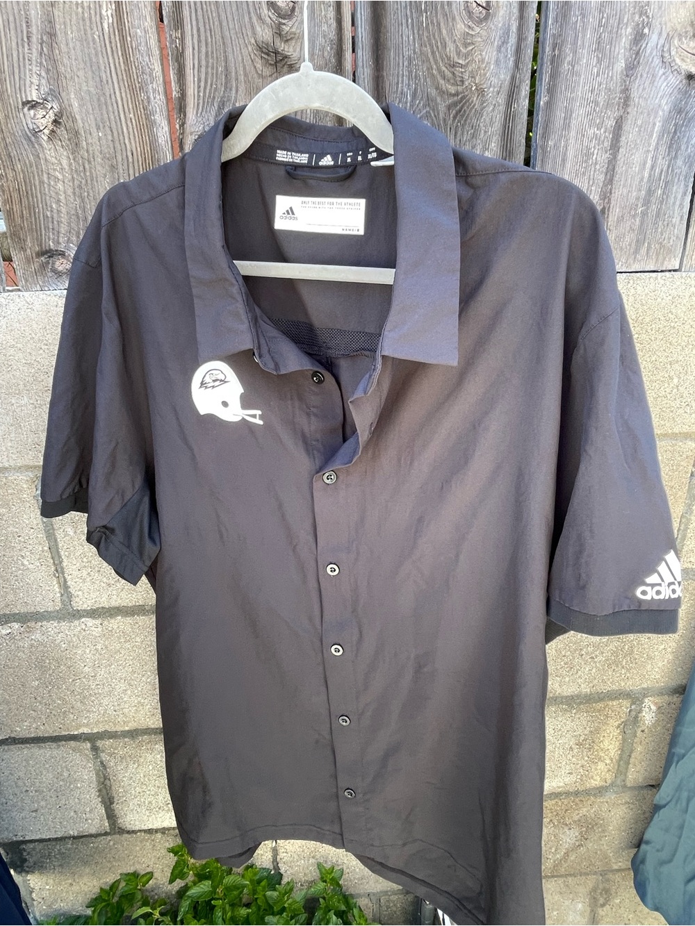 adidas City Tech Coach Shirt Mens XL Black Button Front Football Helmet